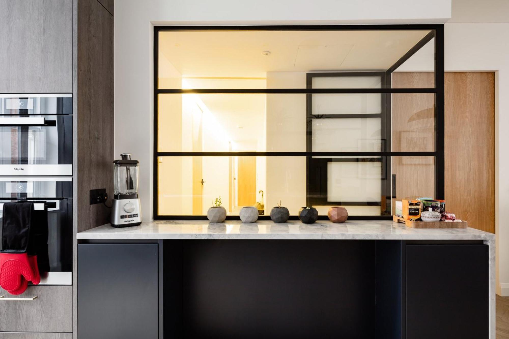 Modern Apartment & Rooms At Charing Cross London Bagian luar foto