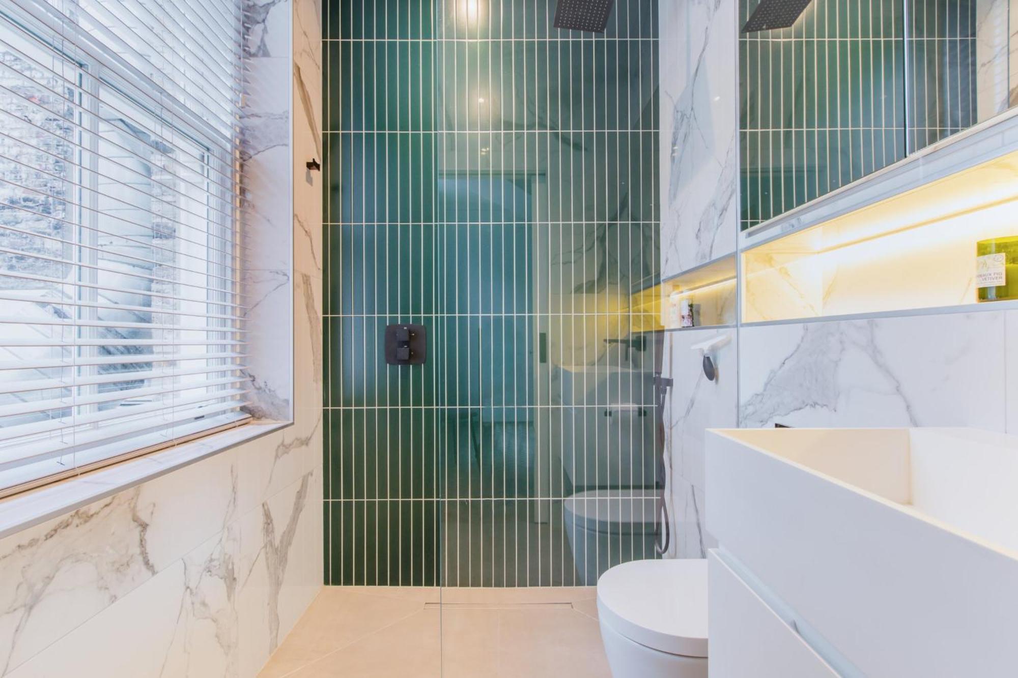 Modern Apartment & Rooms At Charing Cross London Bagian luar foto